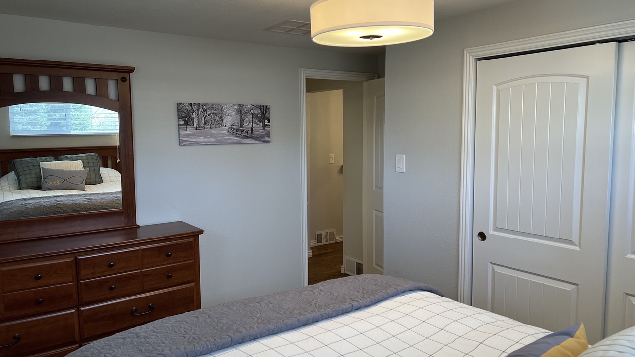 Photo of Bedroom in Englewood