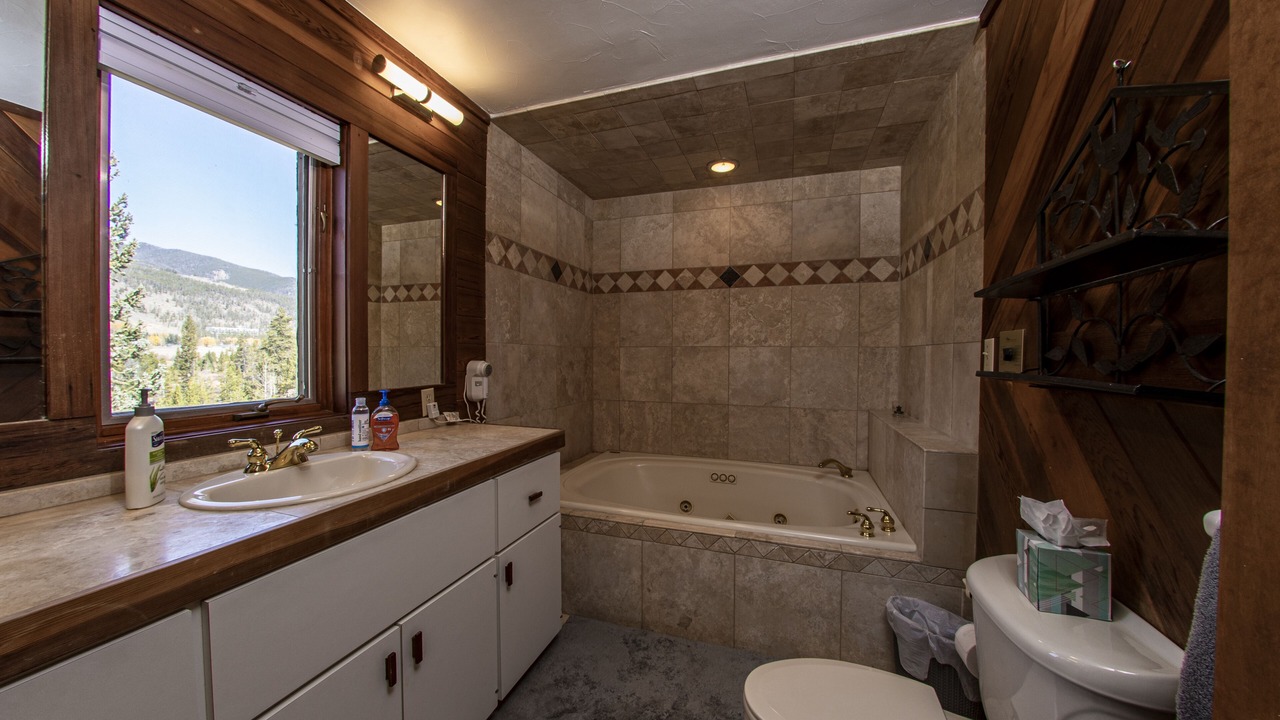 Photo of Bathroom in Keystone