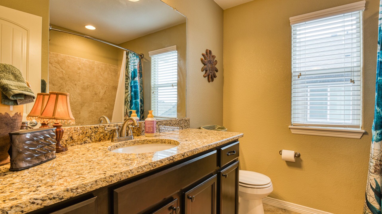 Photo of Bathroom in Elbert