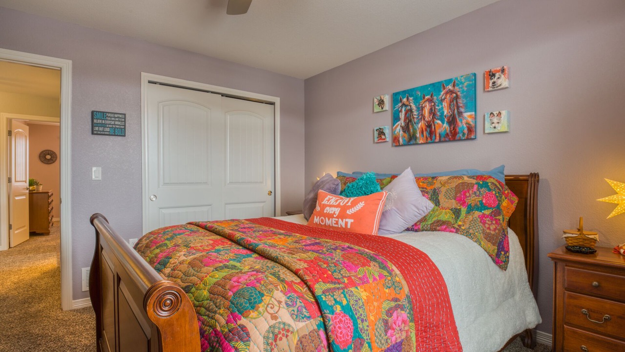 Photo of Bedroom in Elbert