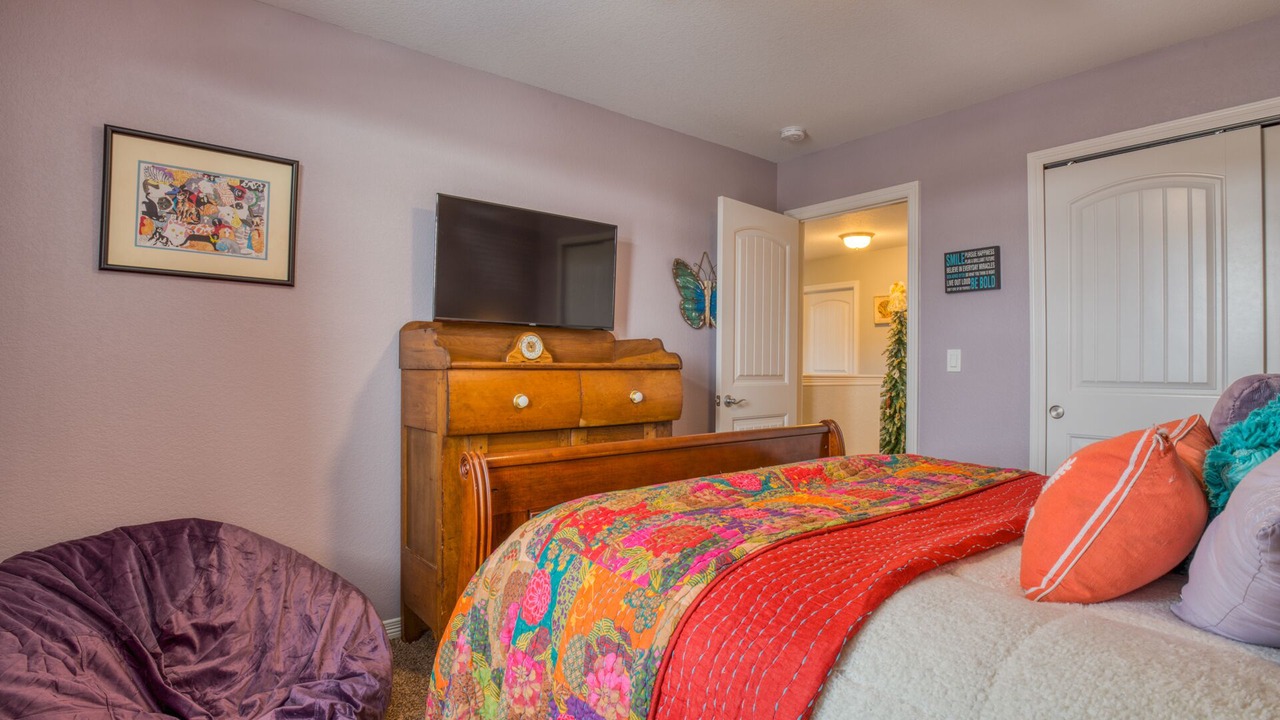 Photo of Bedroom in Elbert