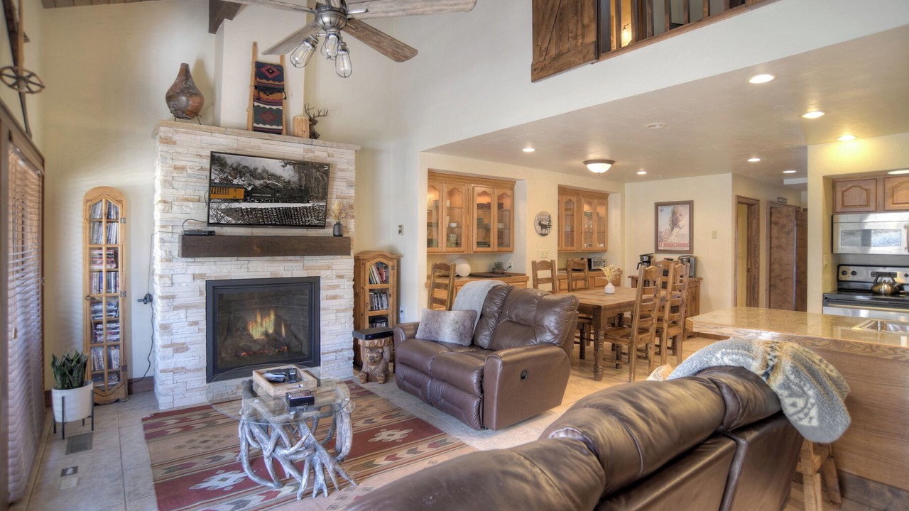 Photo of Livingroom in Purgatory