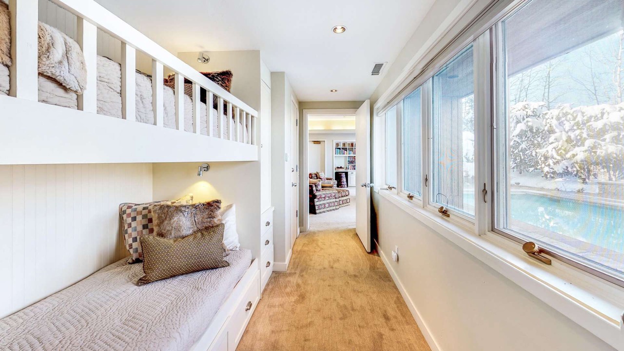 Photo of Bedroom in Snowmass Village
