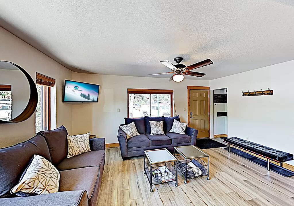 Photo of Livingroom in Downtown Steamboat Springs