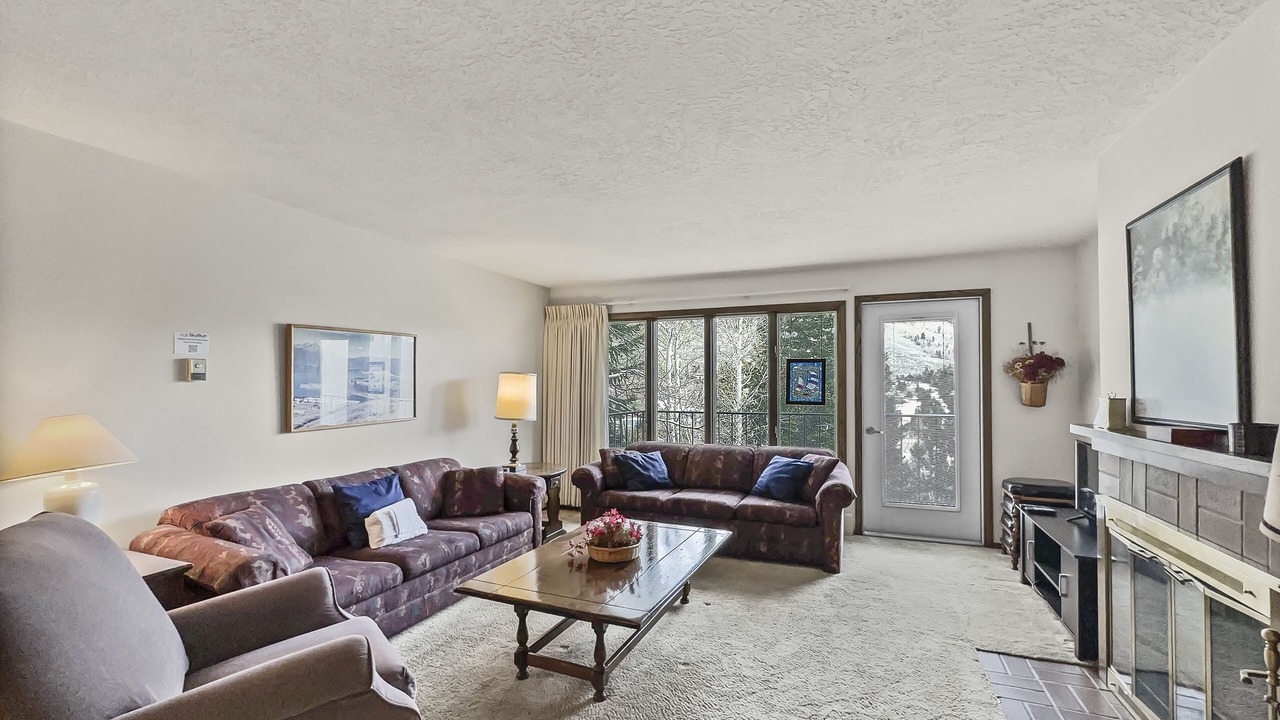 Photo of Livingroom in Dillon