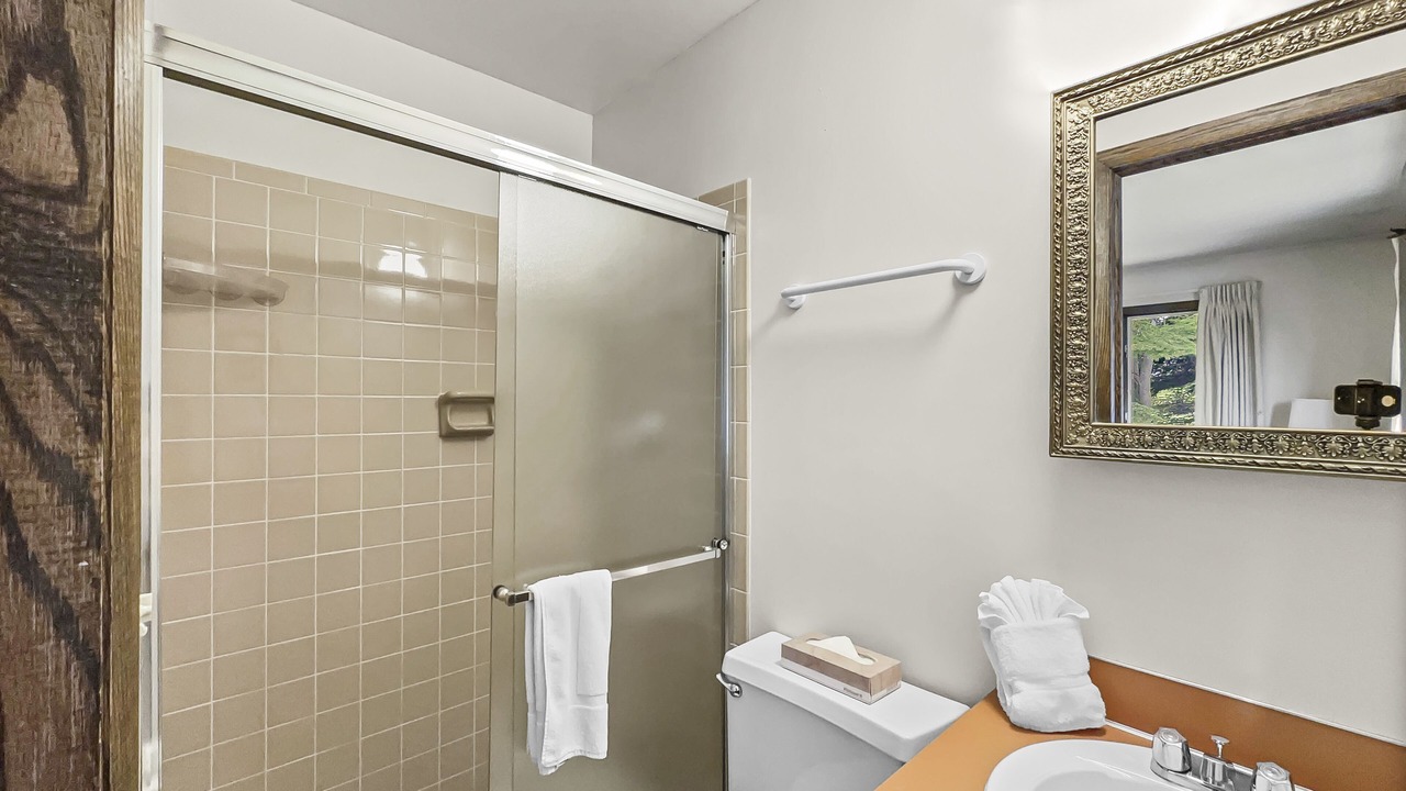 Photo of Bathroom in Dillon