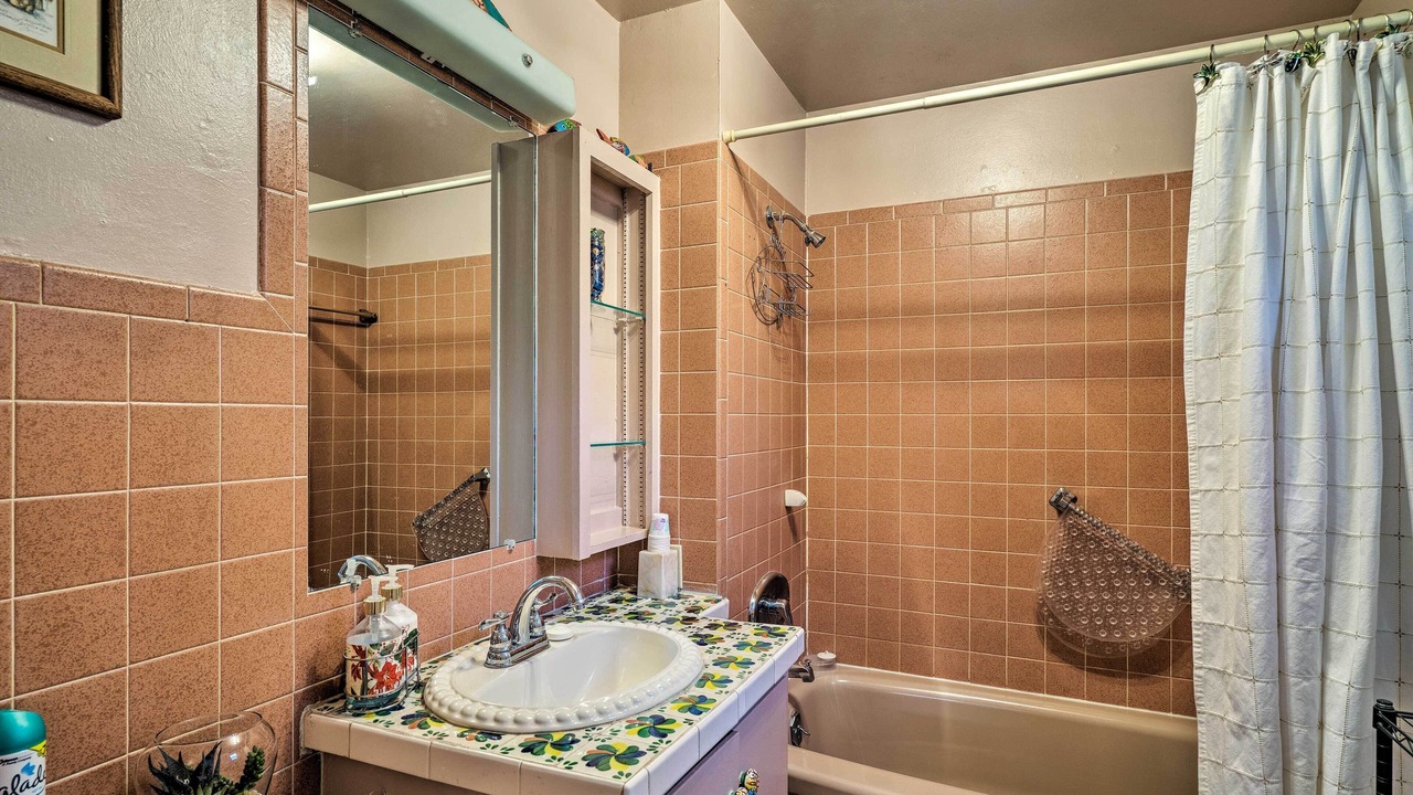 Photo of Bathroom in Manitou Springs