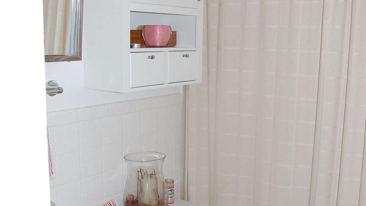 Photo of Bathroom in Twin Lakes