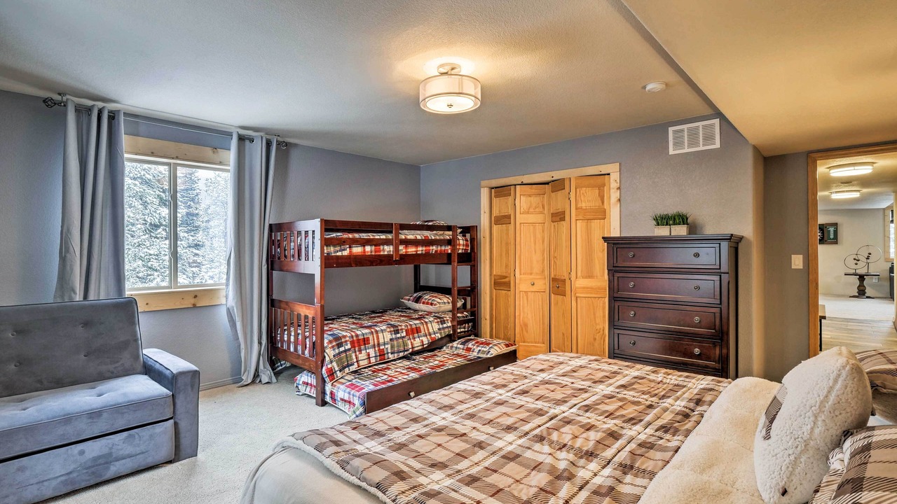 Photo of Bedroom in Alma