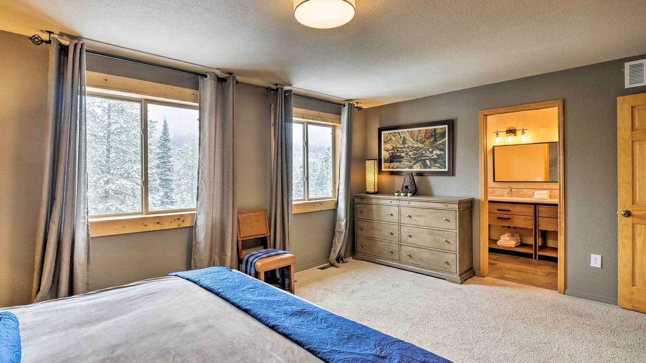 Photo of Bedroom in Alma