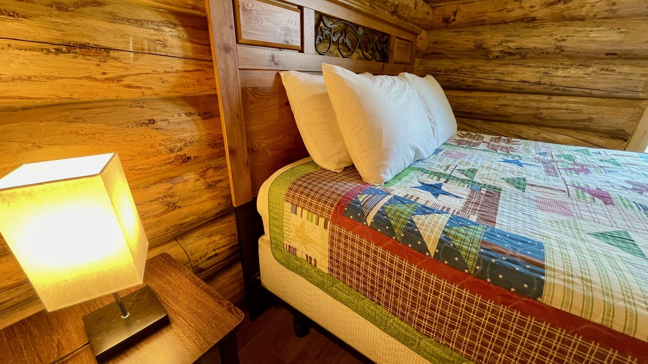 Photo of Bedroom in Coaldale