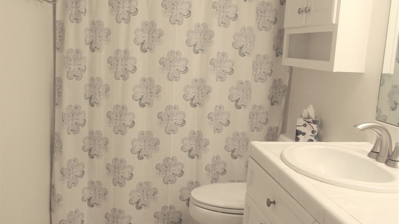 Photo of Bathroom in Dalton Ranch