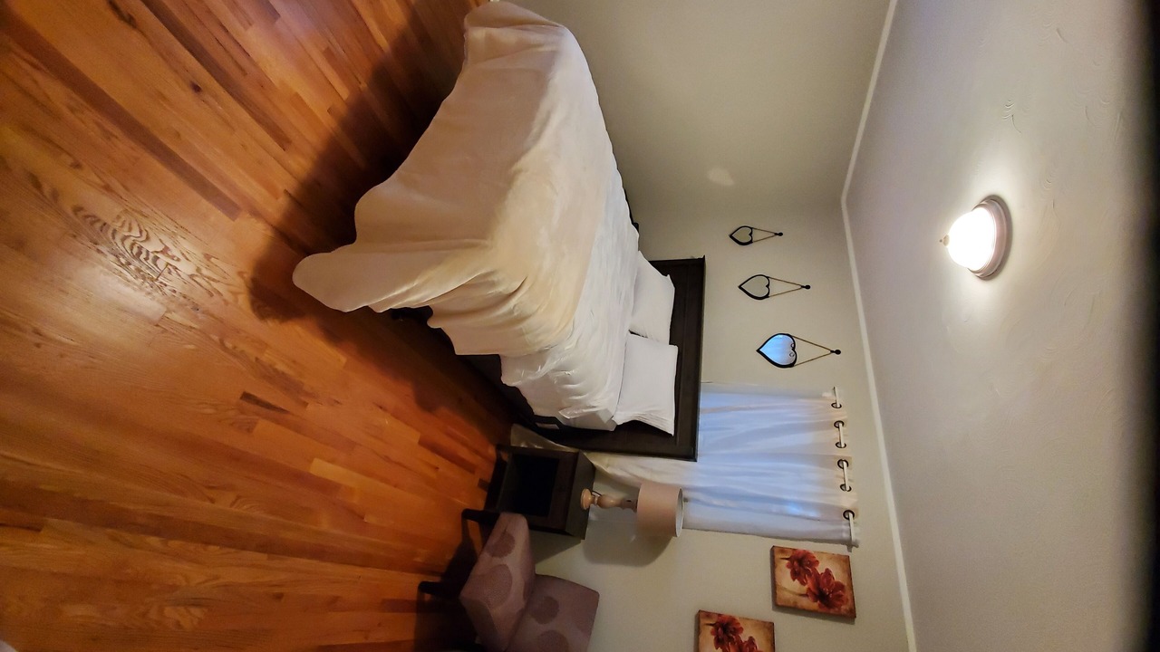Photo of Bedroom in Lakewood