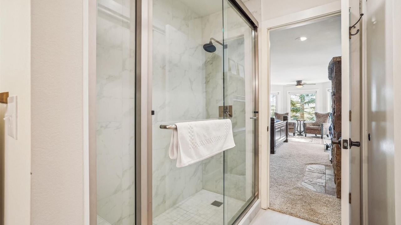 Photo of Bathroom in Corinthian Hills