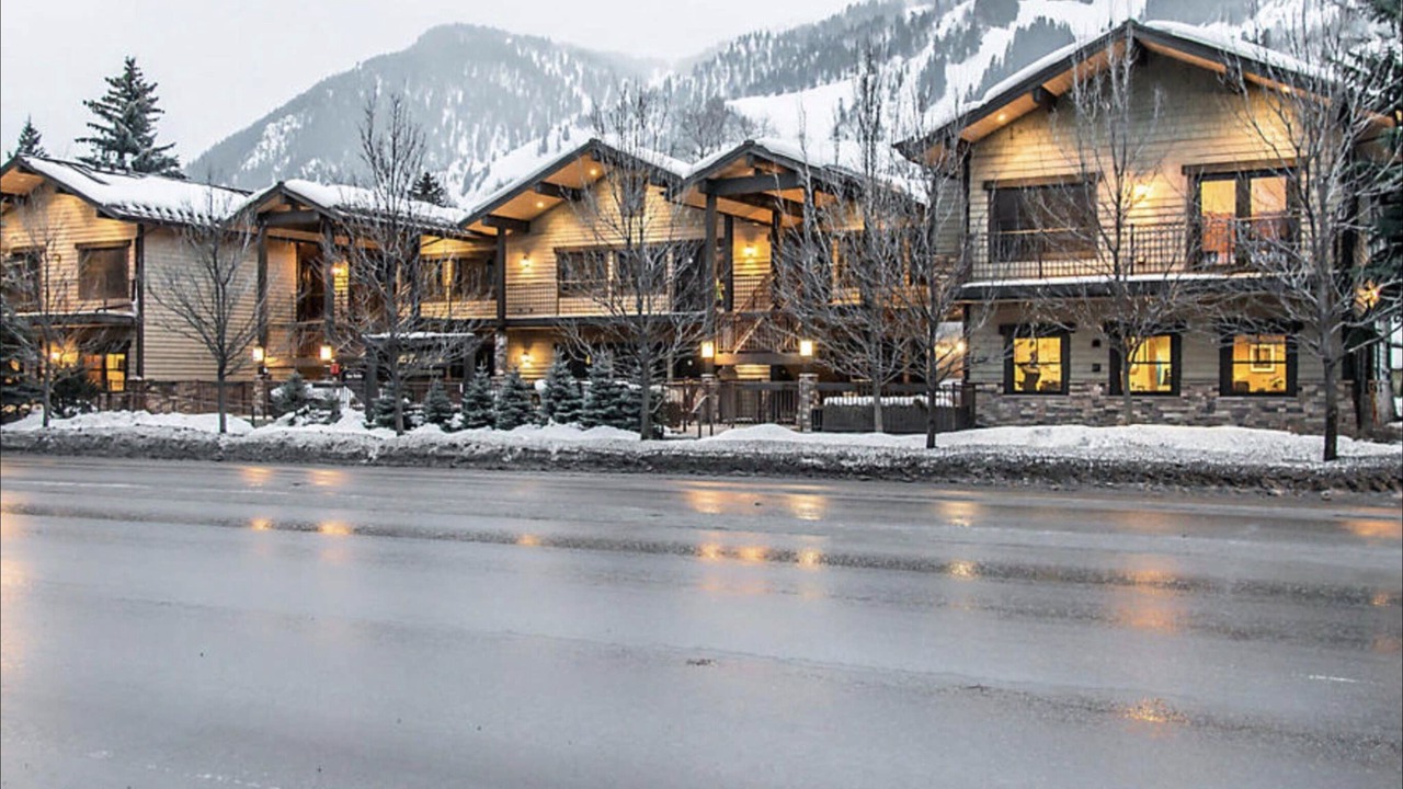 Photo of Outdoor in West End