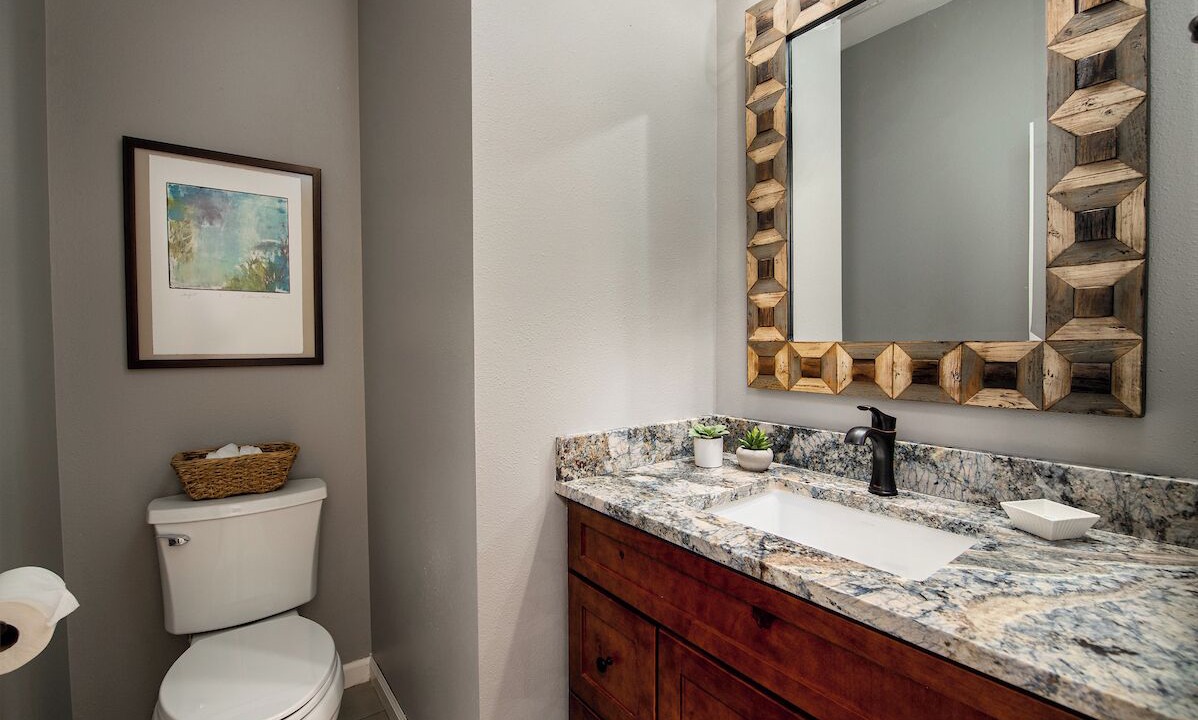 Photo of Bathroom in Forest Hills