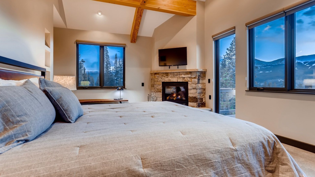 Photo of Bedroom in Forest Hills