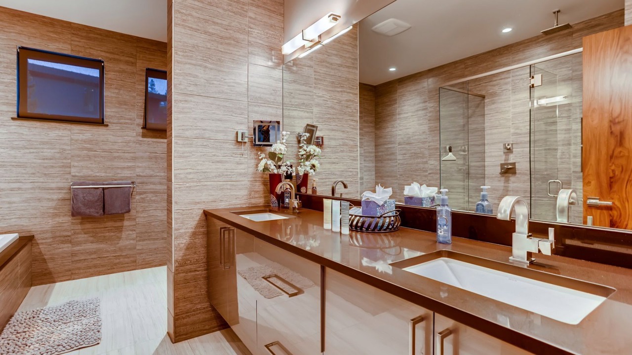 Photo of Bathroom in Forest Hills