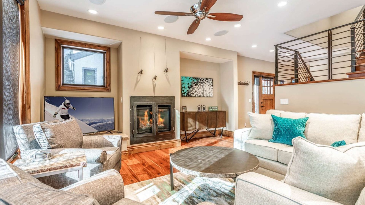 Photo of Livingroom in Eagle-Vail