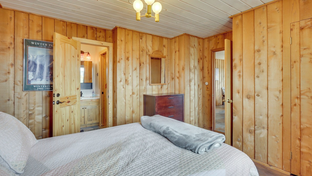 Photo of Bedroom in Winter Park Highlands