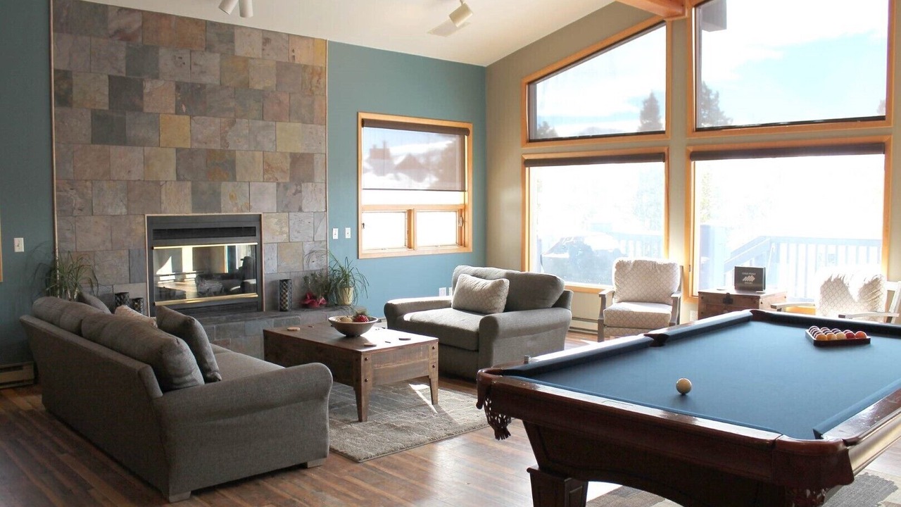 Photo of Livingroom in Woodmoor