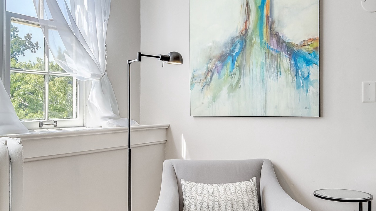 Photo of Livingroom in Capitol Hill