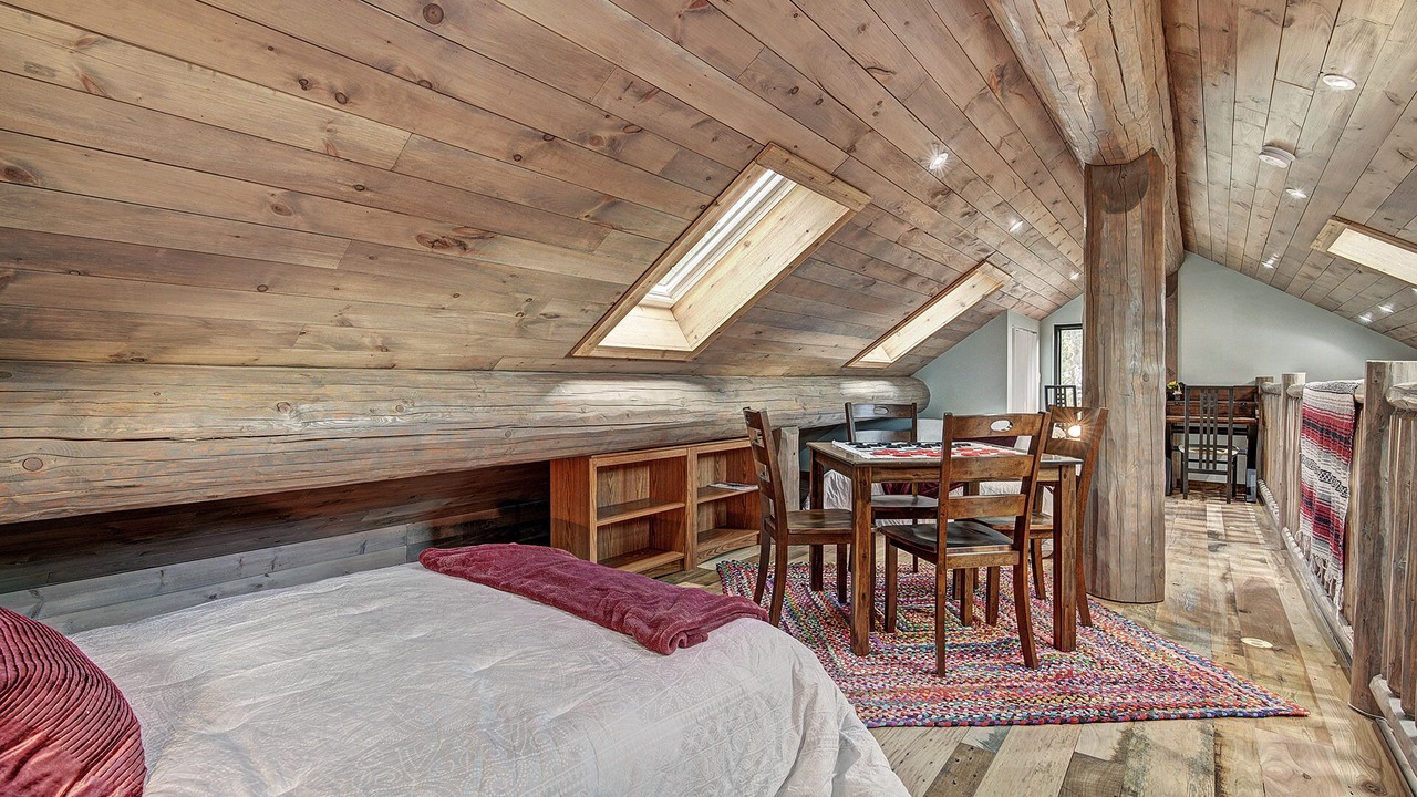 Photo of Bedroom in Coal Creek