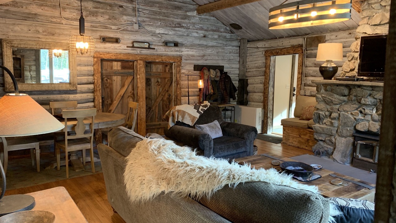 Photo of Livingroom in Eldora