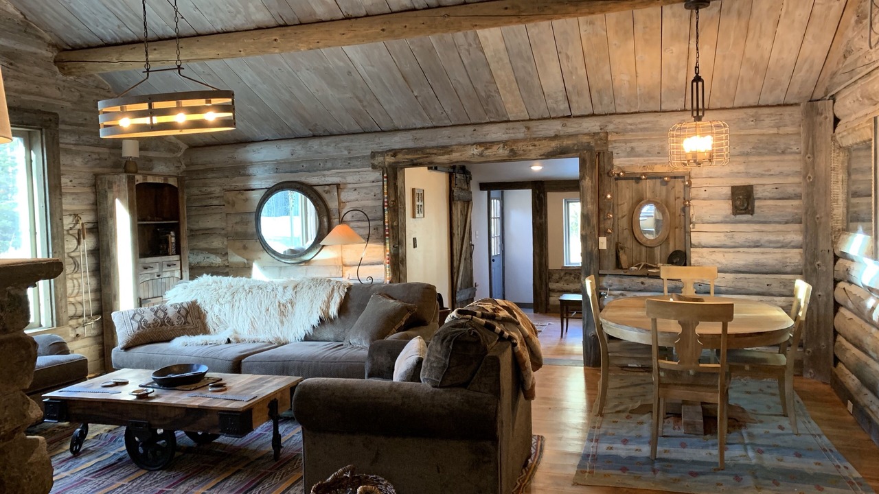 Photo of Livingroom in Eldora