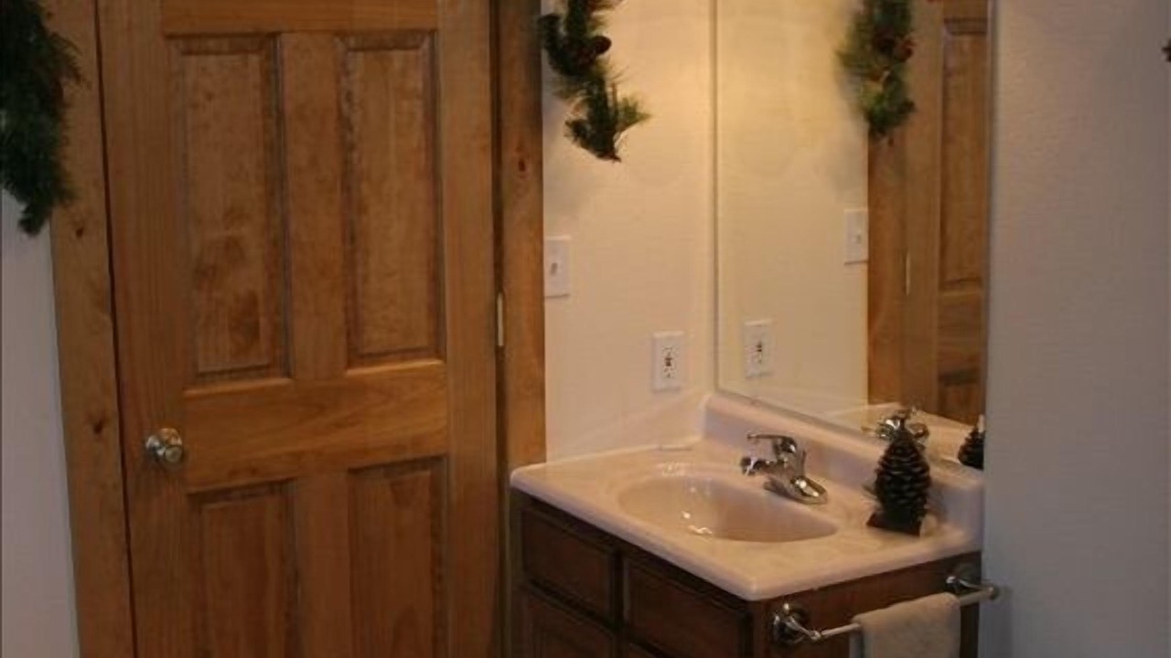Photo of Bathroom in Divide