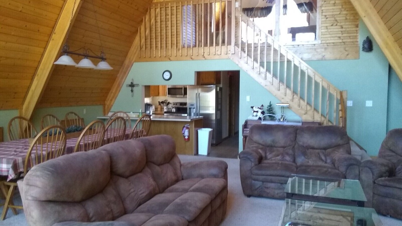 Photo of Livingroom in Divide