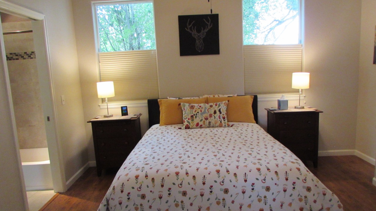 Photo of Bedroom in Central Colorado Springs