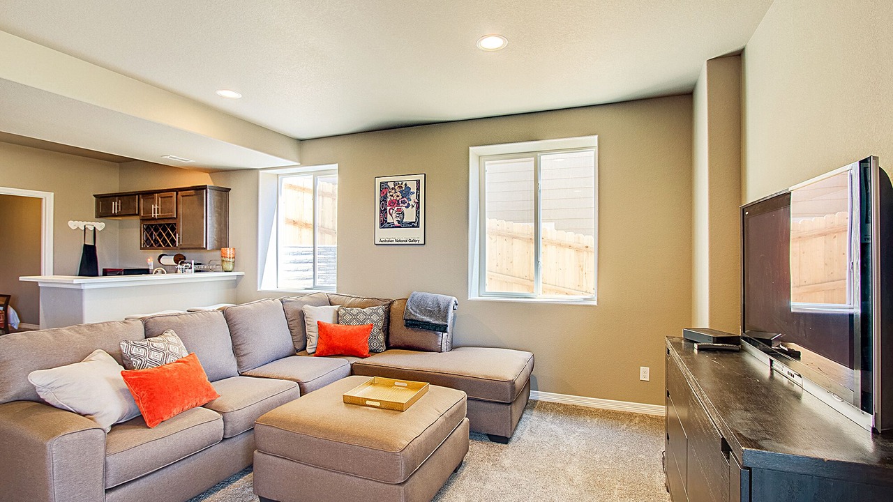 Photo of Livingroom in Security-Widefield