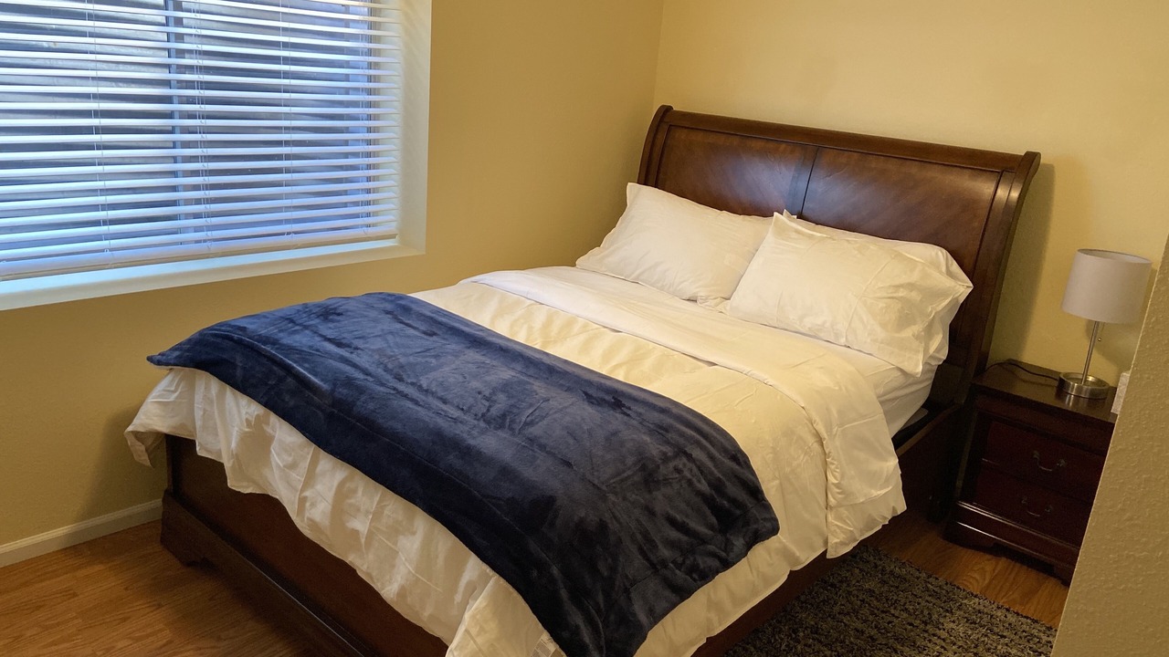 Photo of Bedroom in Aurora