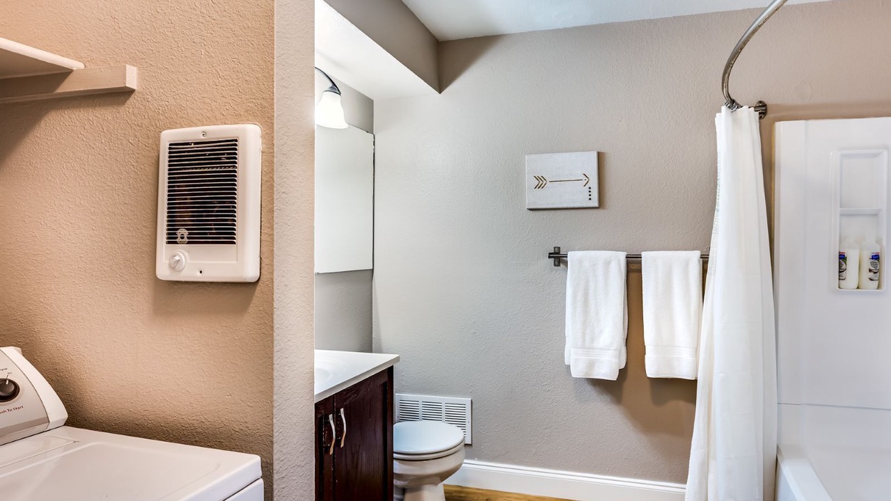 Photo of Bathroom in Martinez Park