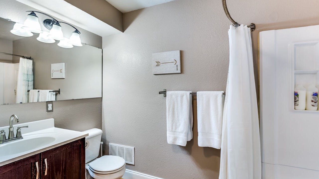 Photo of Bathroom in Martinez Park