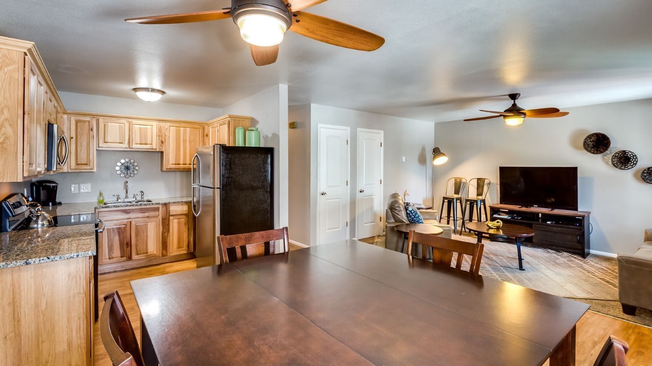 Photo of Livingroom in Martinez Park
