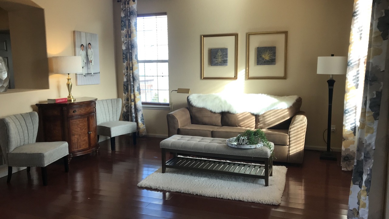 Photo of Livingroom in Thornton