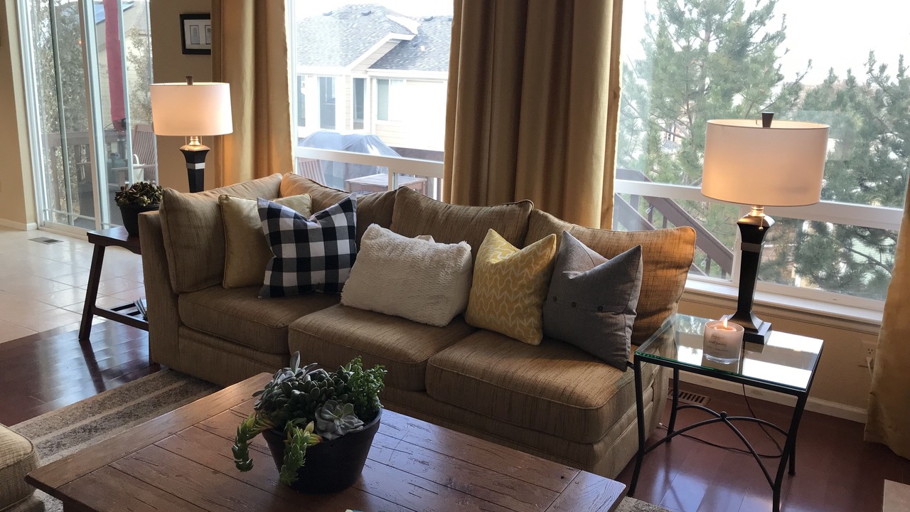 Photo of Livingroom in Thornton