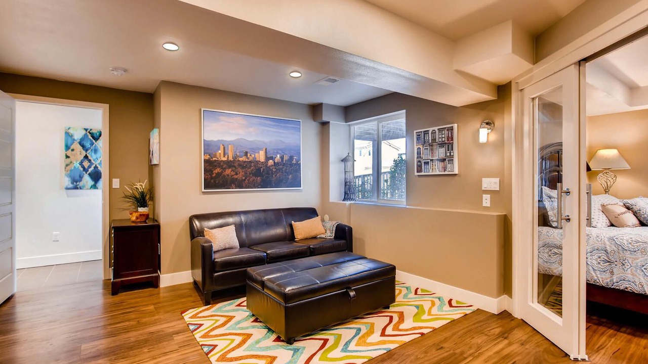 Photo of Livingroom in Northridge