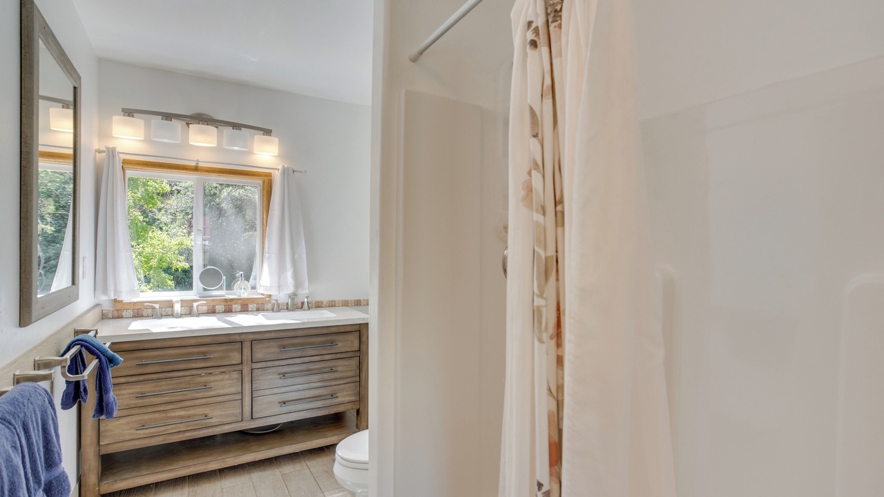 Photo of Bathroom in Ridgway