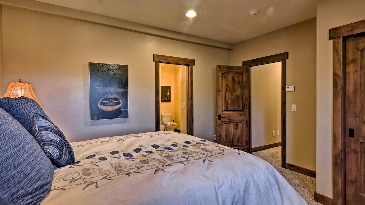 Photo of Bedroom in Braddock Hill