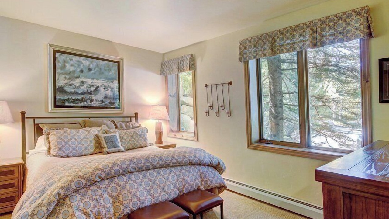 Photo of Bedroom in Edwards