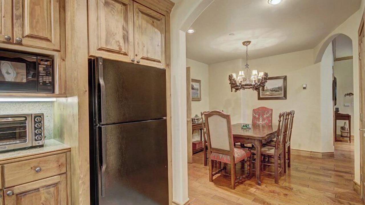Photo of Kitchen in Edwards