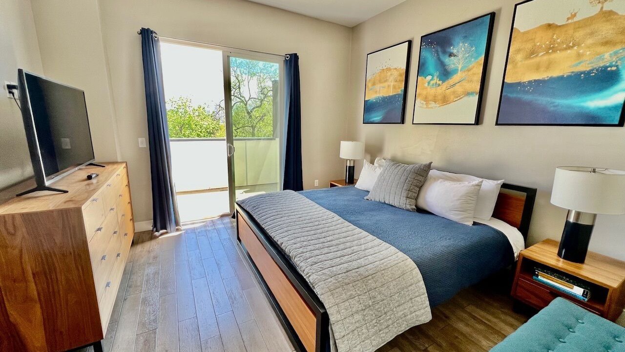 Photo of Bedroom in Jefferson Park