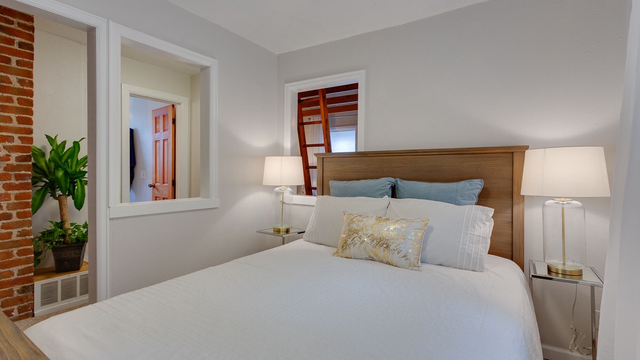 Photo of Bedroom in Sloan Lake