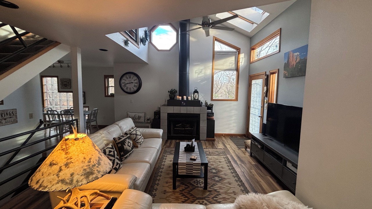 Photo of Livingroom in West Colorado Springs