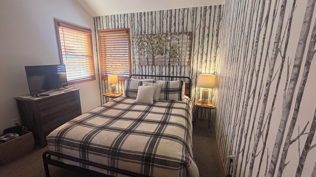 Photo of Bedroom in West Colorado Springs