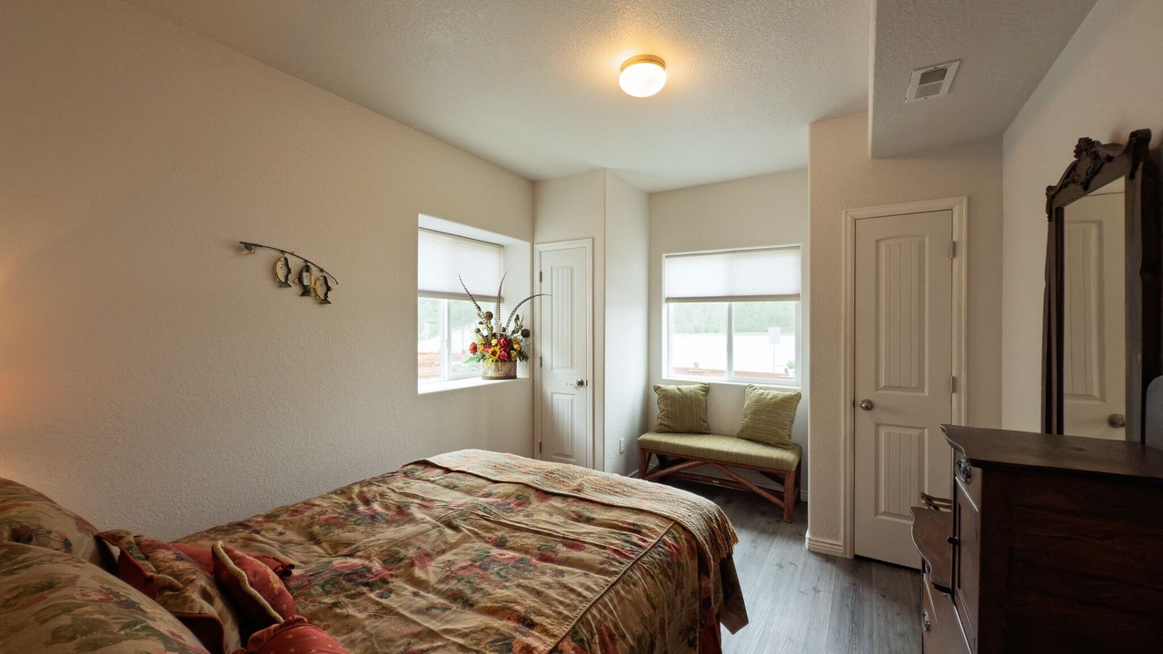 Photo of Bedroom in Monument