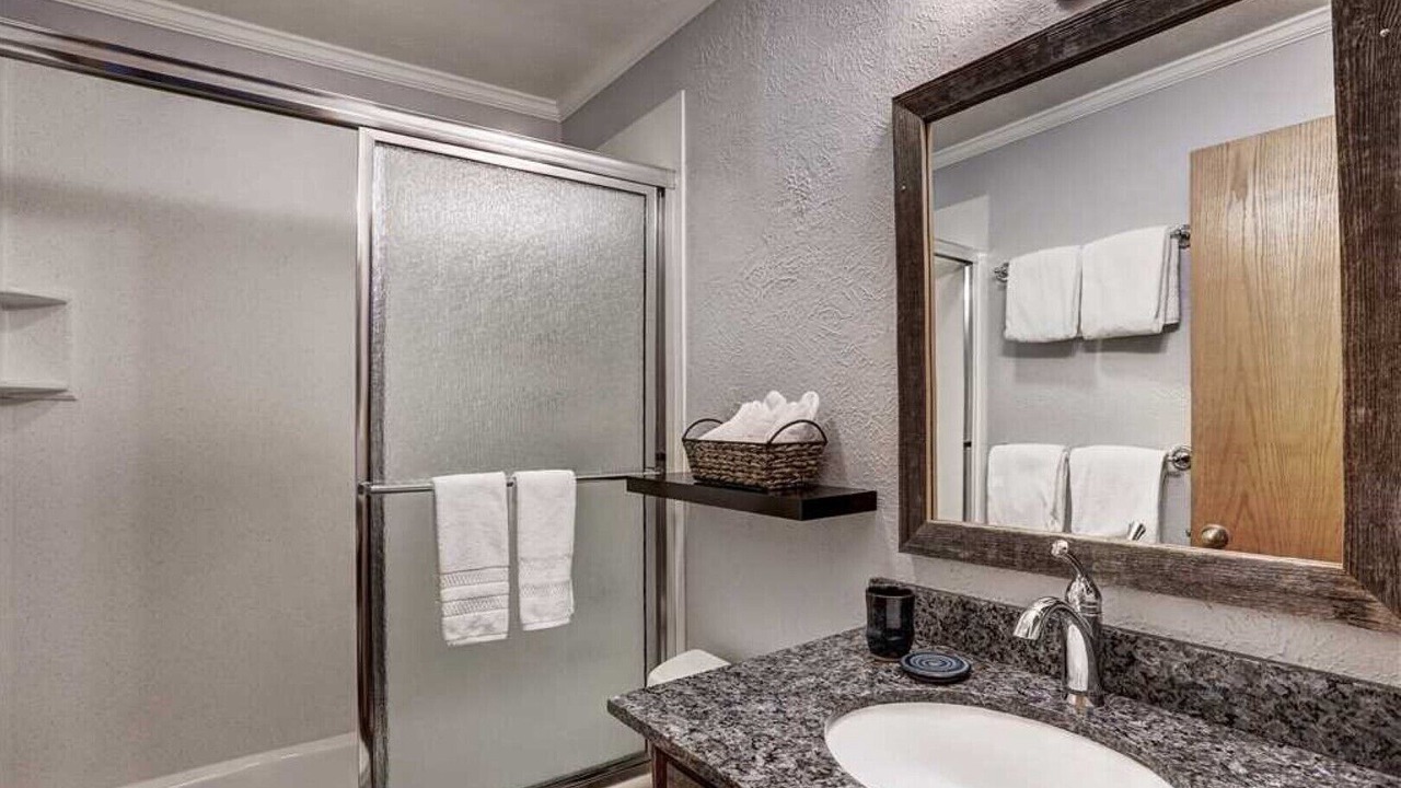 Photo of Bathroom in Historic District